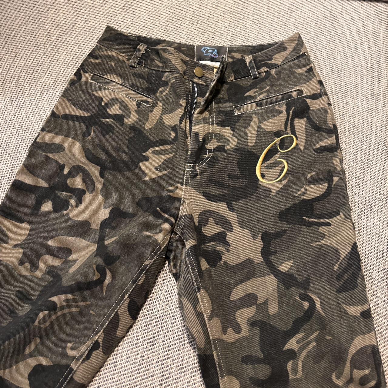 Camouflage flare jeans - Depop