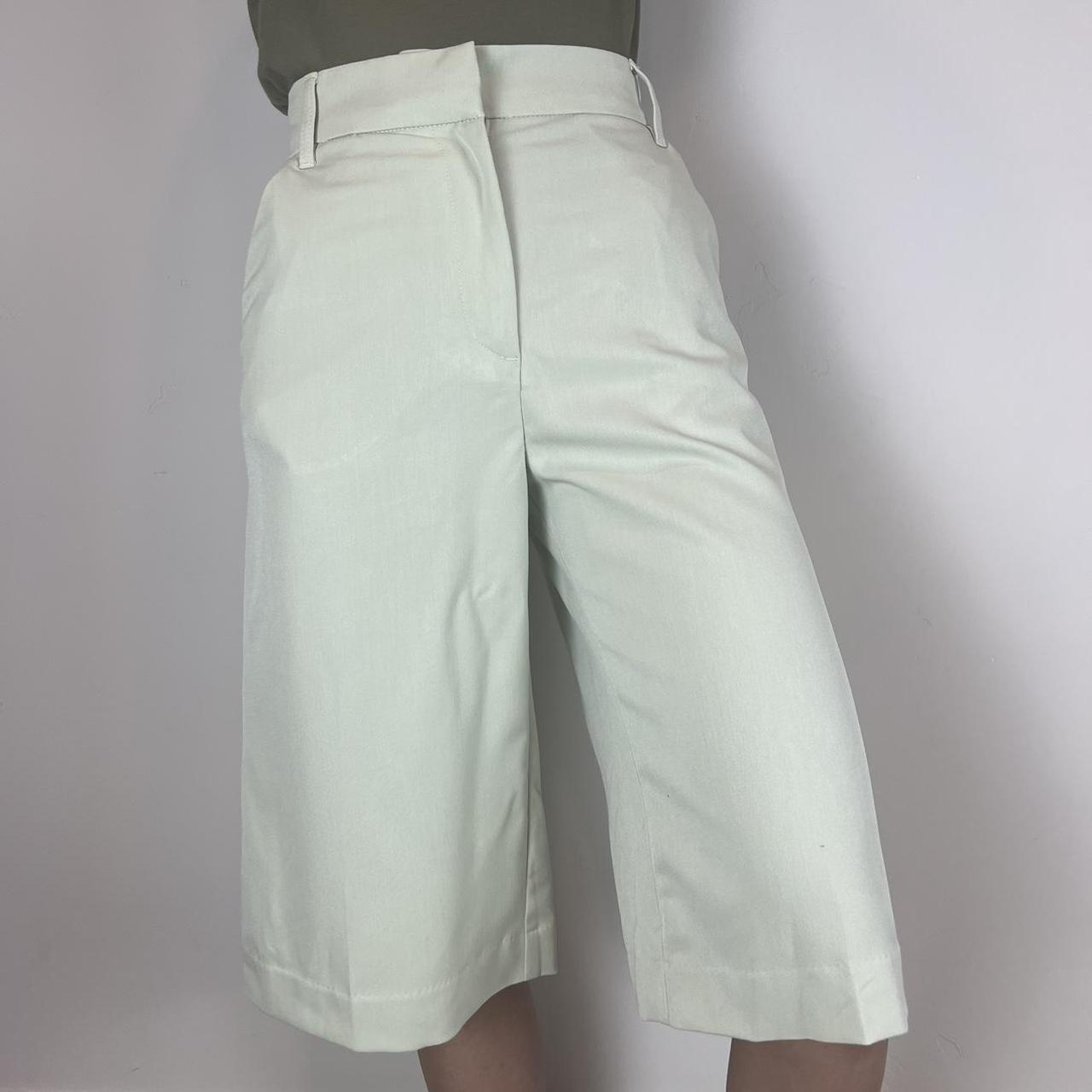 Monki Women's Green Shorts (4)