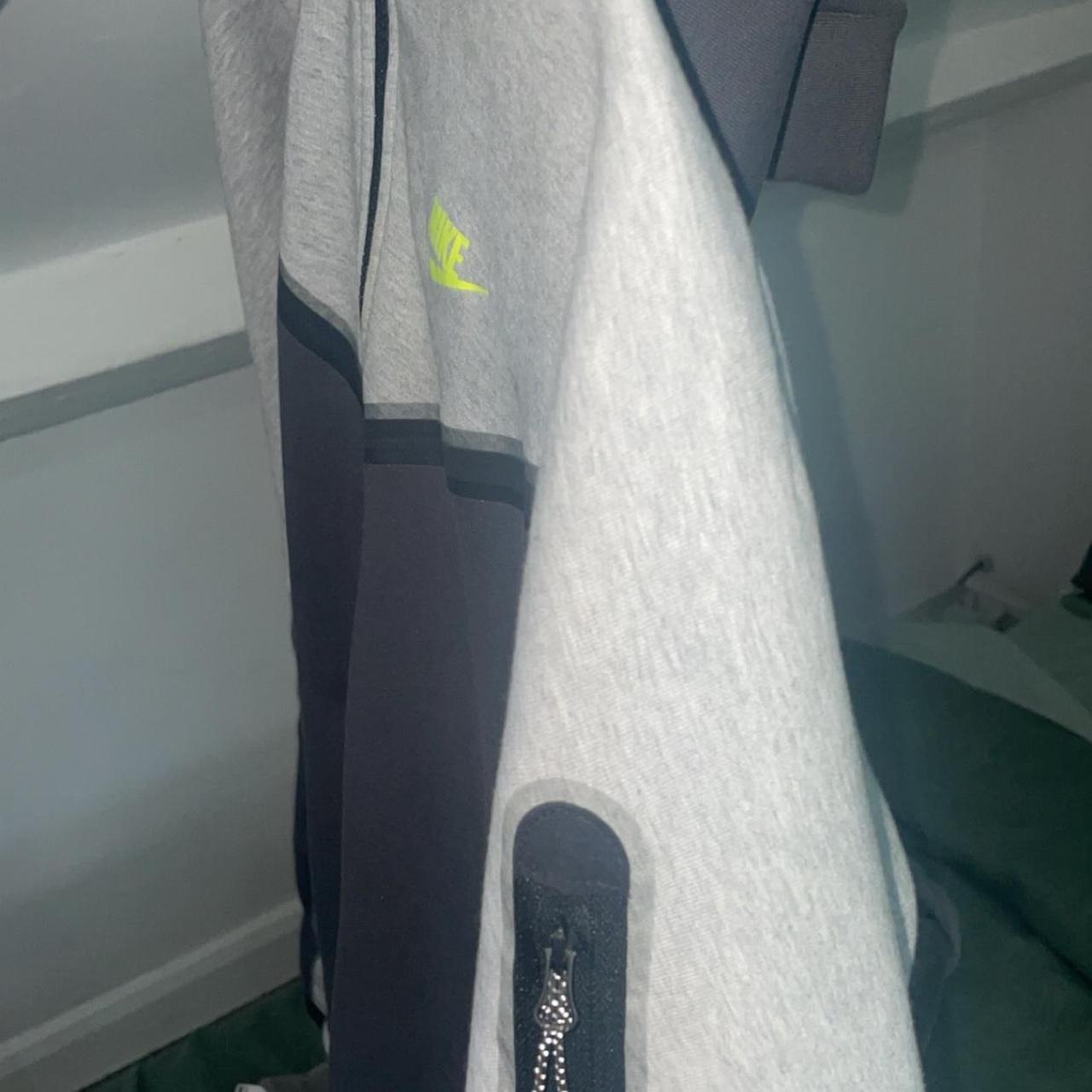 nike grey tech fleece sweatshirt