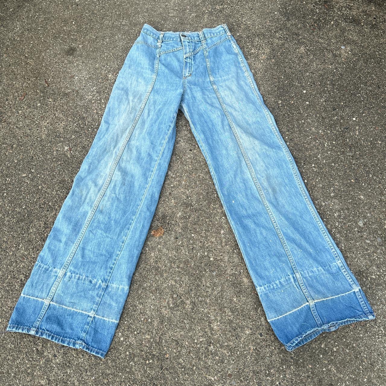 Unique 70s vintage bellbottoms hip huggers. They are... - Depop