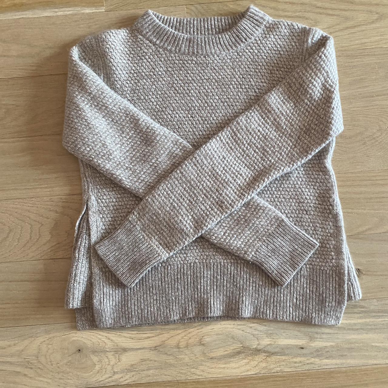 Club Monaco cashmere beige cashmere knit sweater size M - Depop