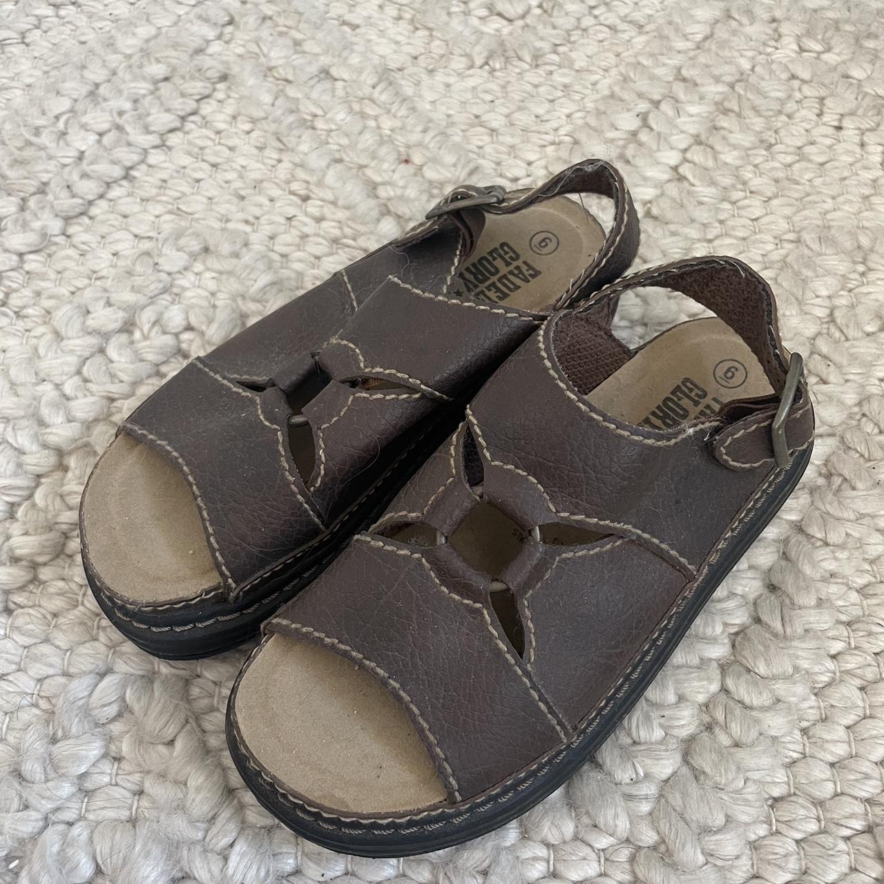 Vintage faded glory brown platform sandals!! These... - Depop