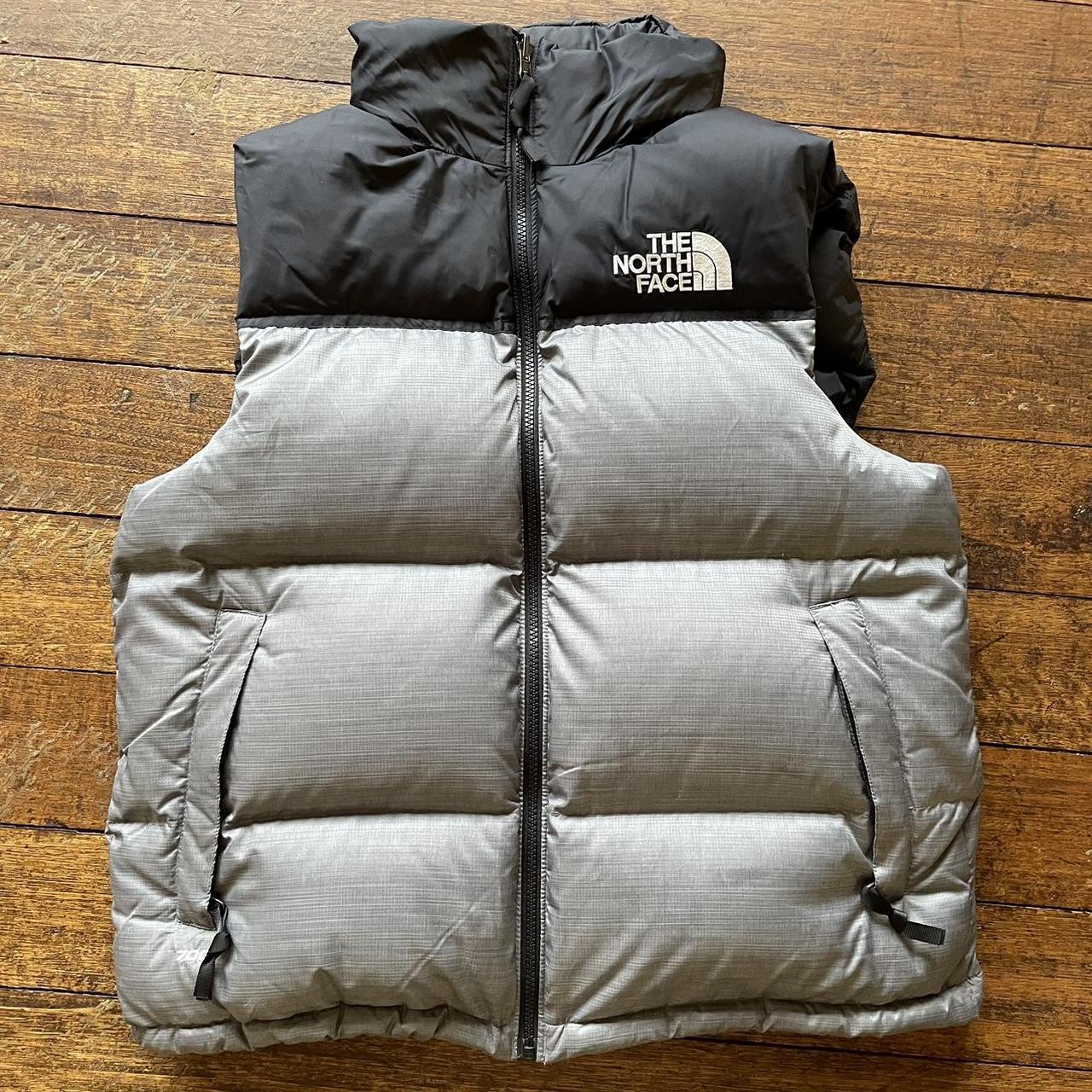 North face hot sale silver vest