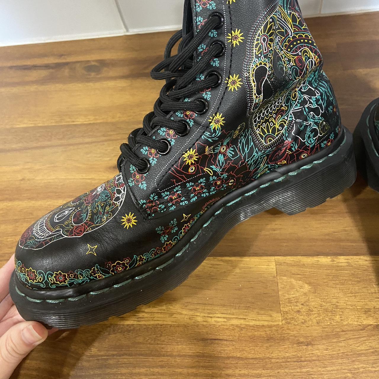 Dr martens day of the dead online