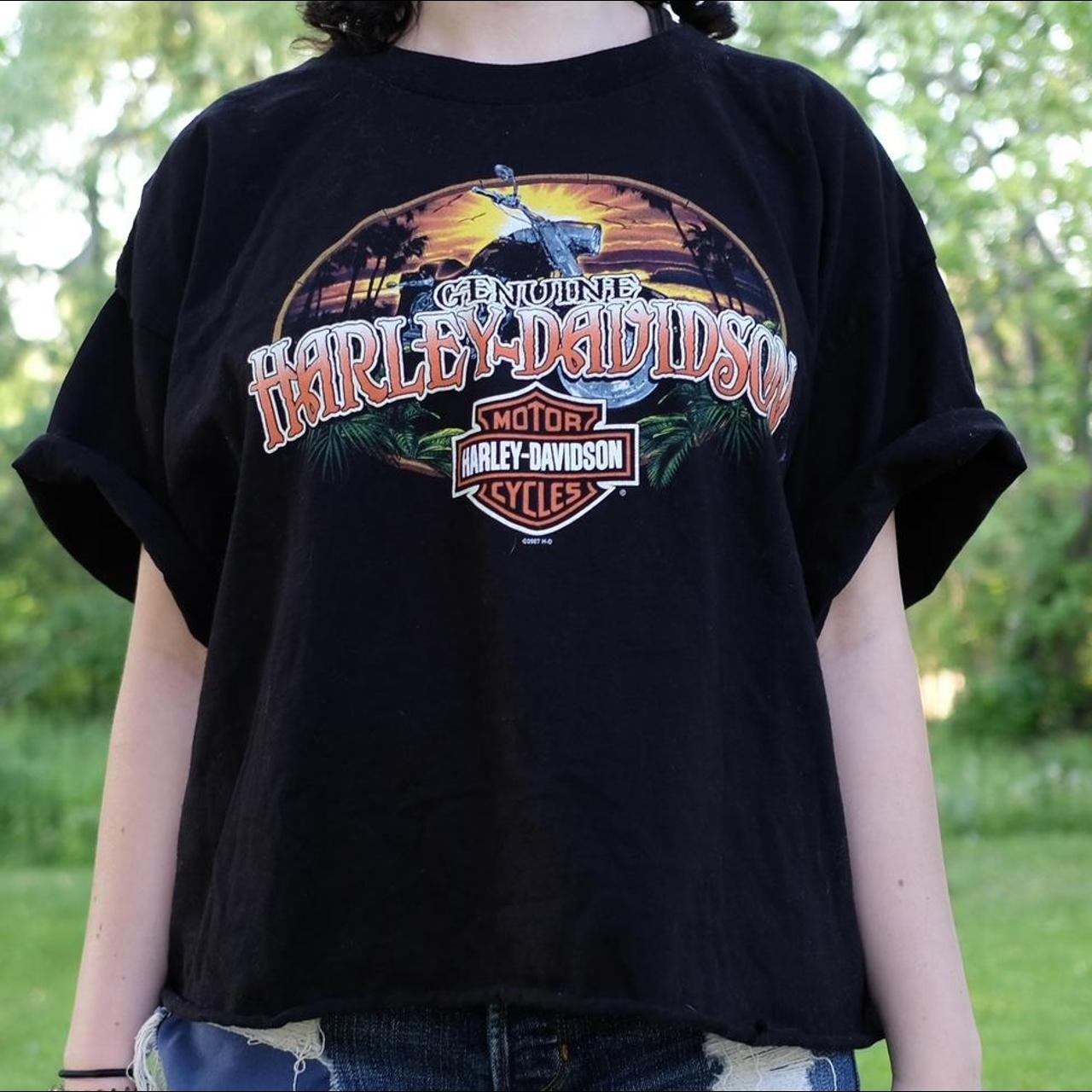 Harley Davidson Women's Black T-shirt | Depop