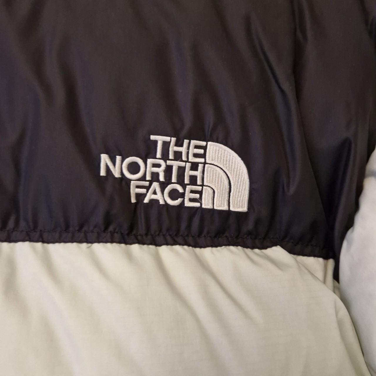 The North Face Men's Black and Green Jacket | Depop