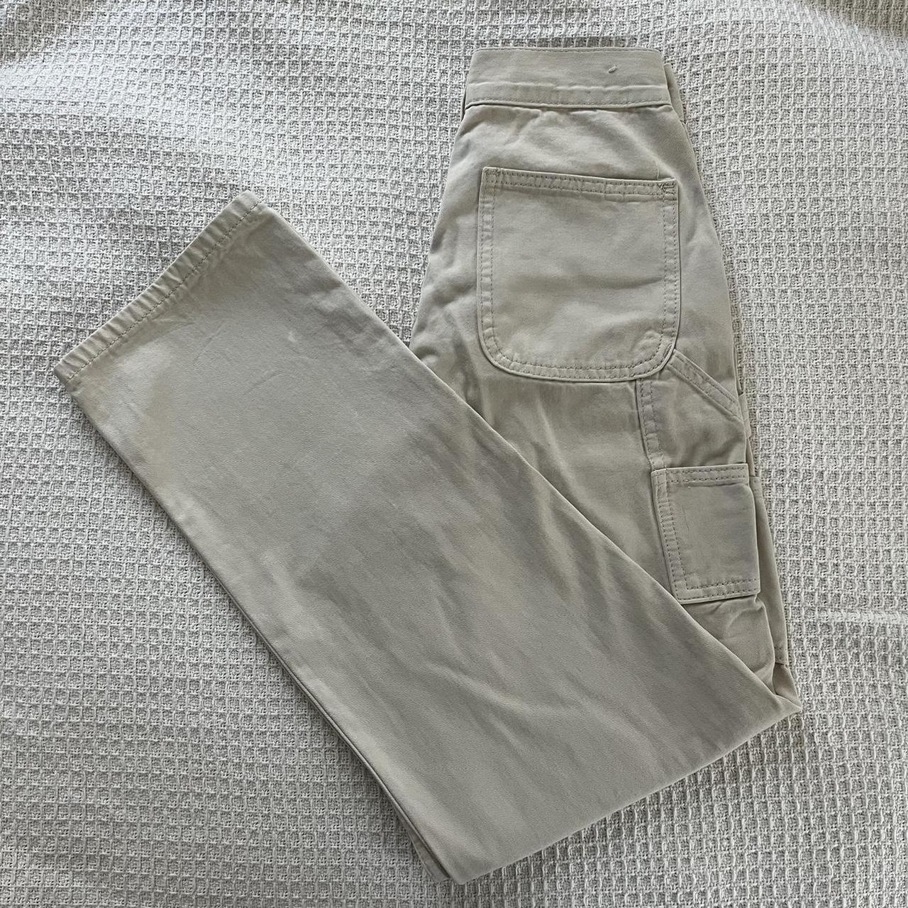 Brandy Melville Tammy Cargo pants Super cute Cream... Depop