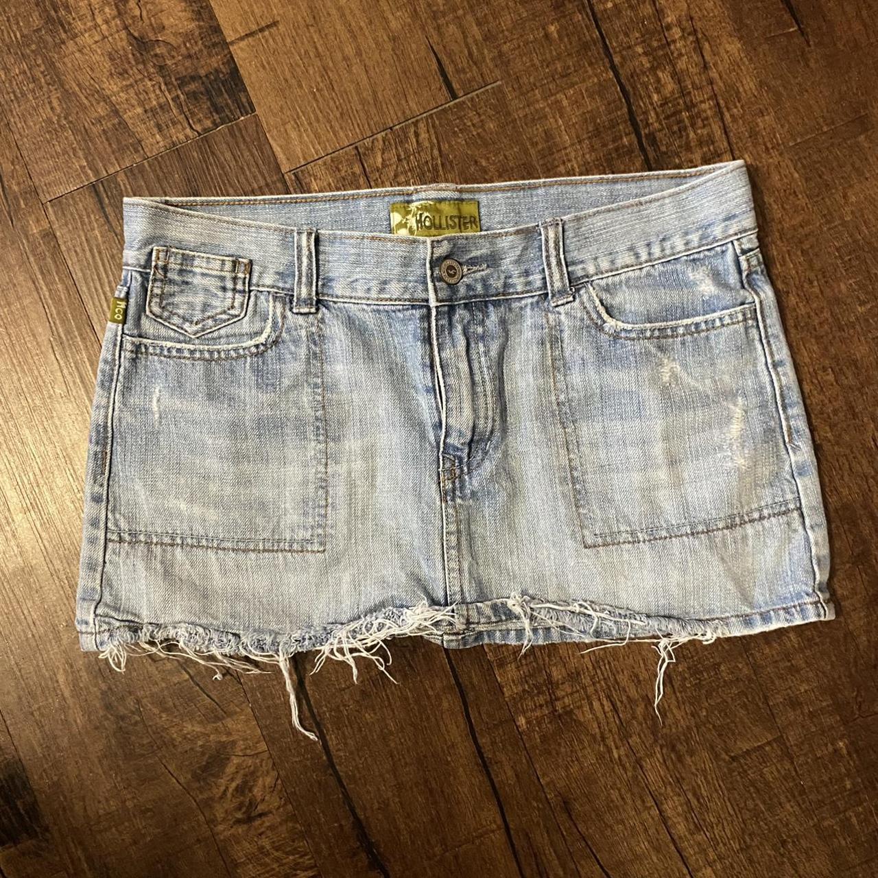 Hollister Co. Women's Blue and White Skirt | Depop