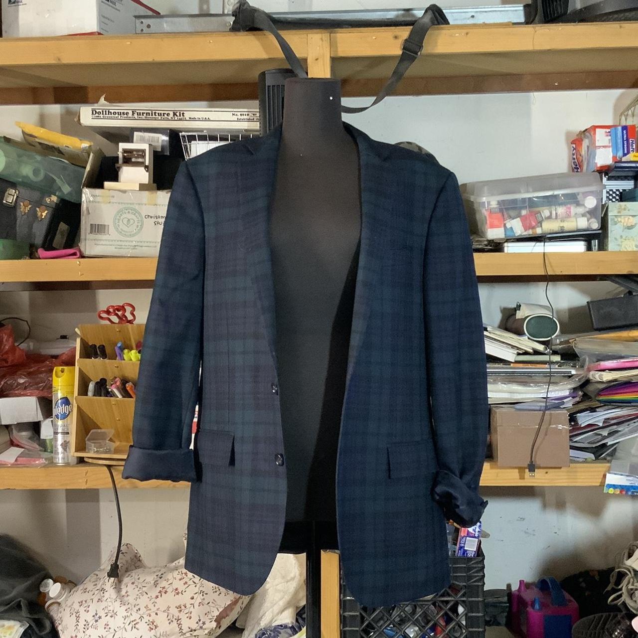 Mens J.Crew blazer in plaid! Its in great condition,... - Depop