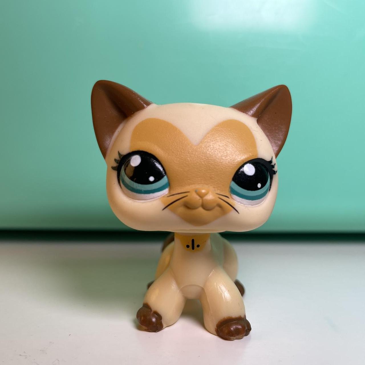 Littlest pet shop shorthair cat LPS 3573. Authentic