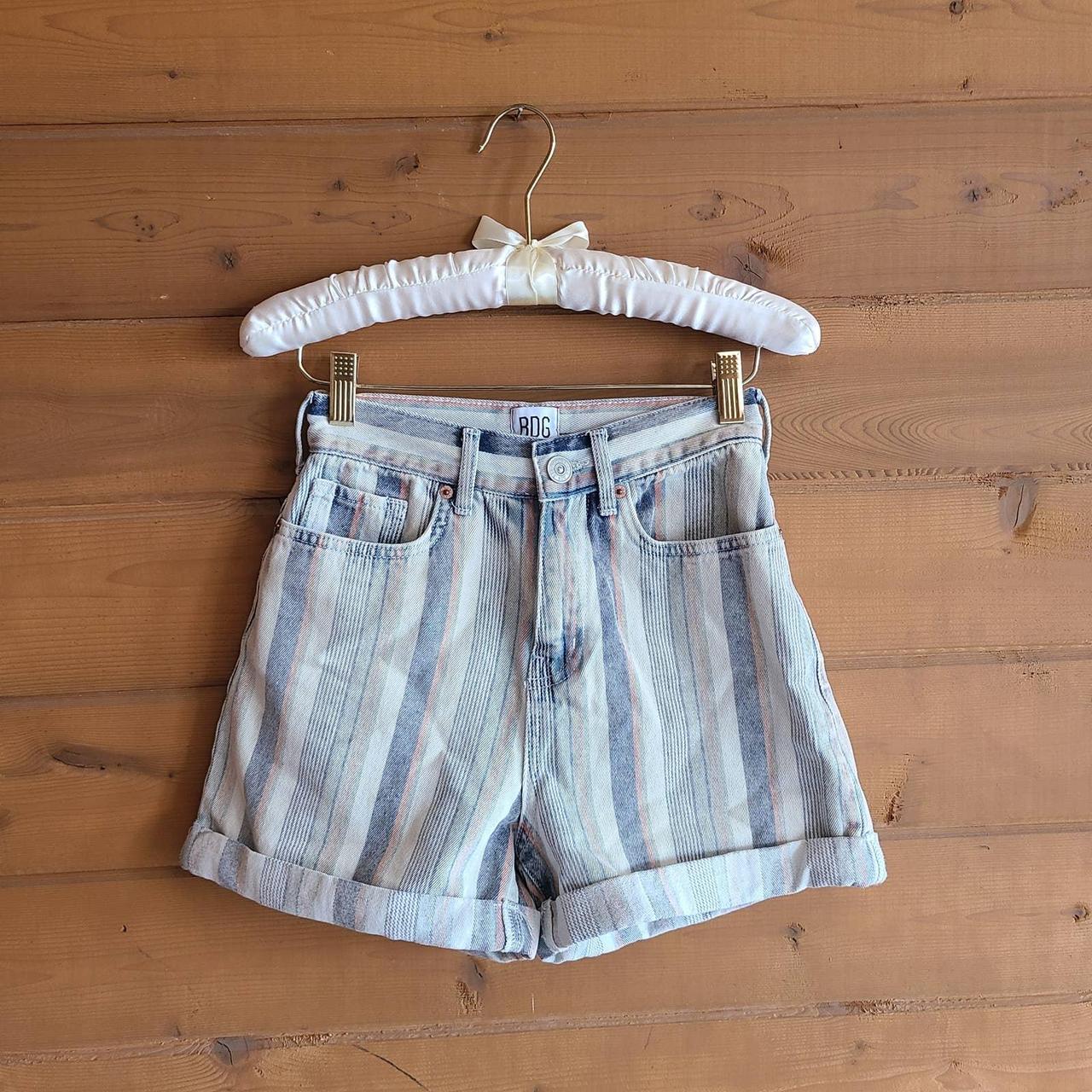 Striped best sale mom shorts