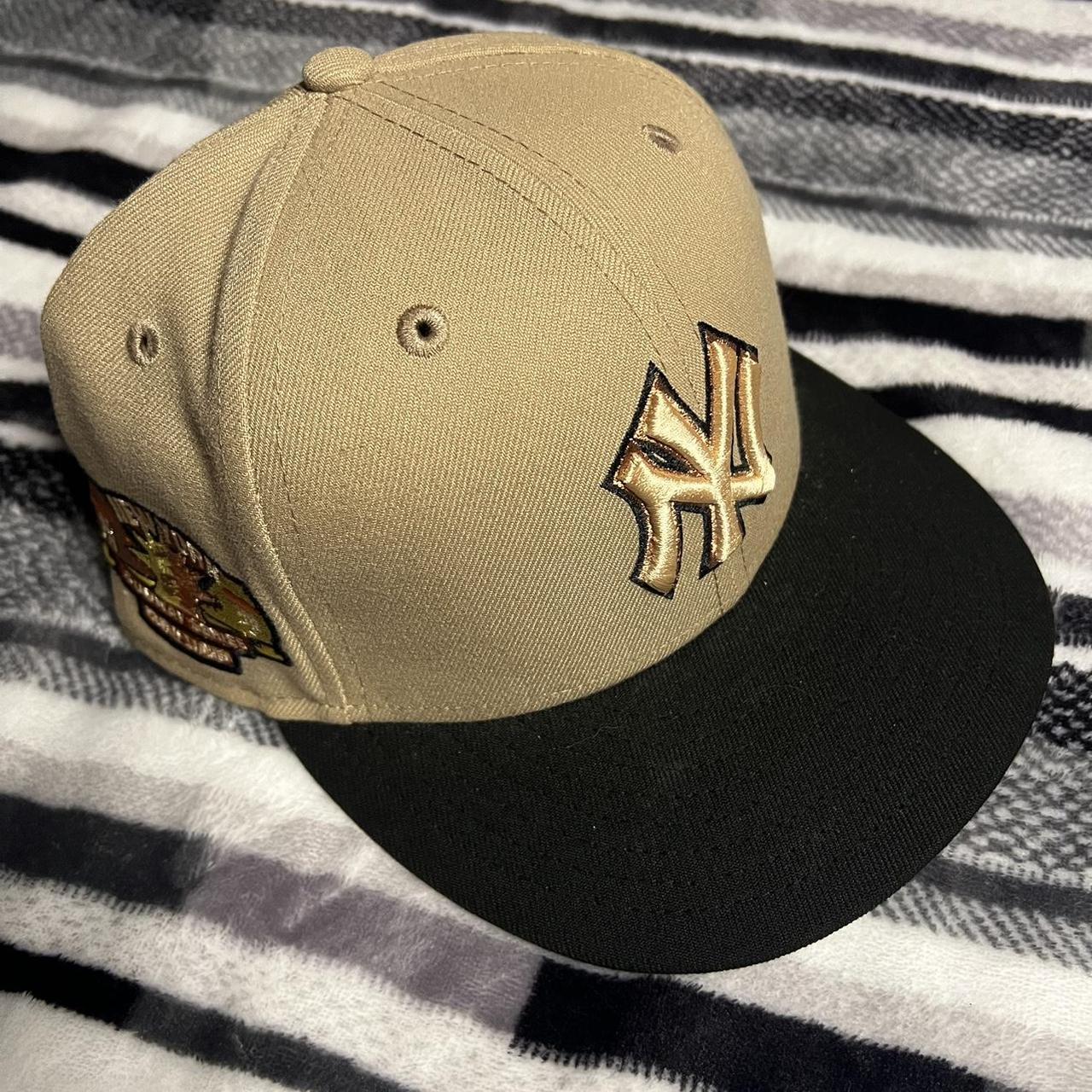 NEW ERA FITTED BASEBALL HAT Y2K 2011 7 1/2 - Depop