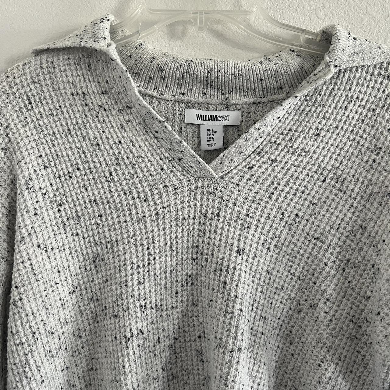 Cropped gray sweater #sweater #croppedsweater - Depop