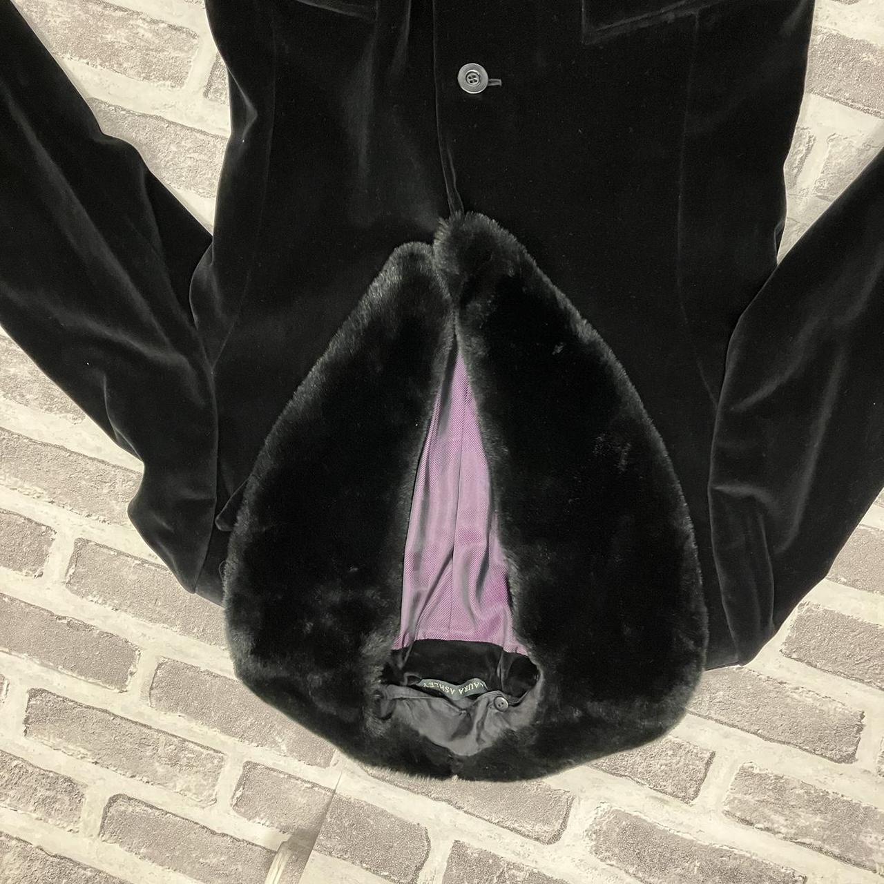 Laura Ashley faux fur collar coat with purple lining... Depop