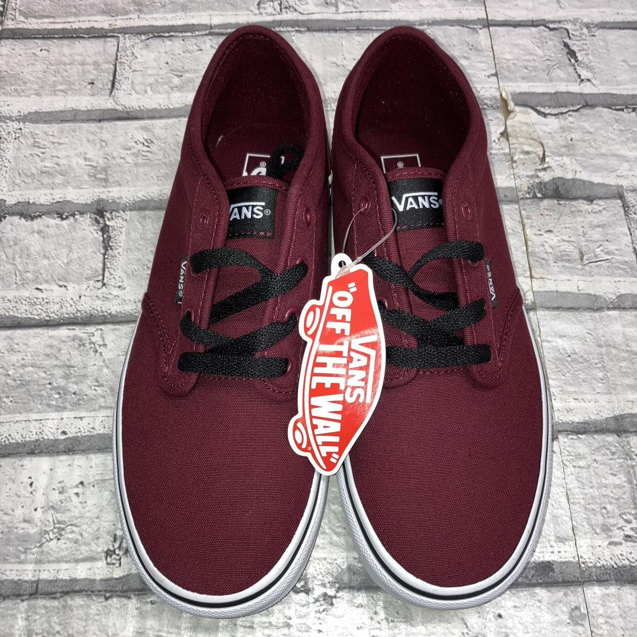 Vans off the outlet wall burgundy