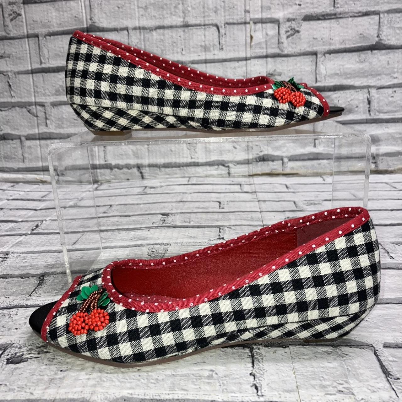 joe browns pink shoes