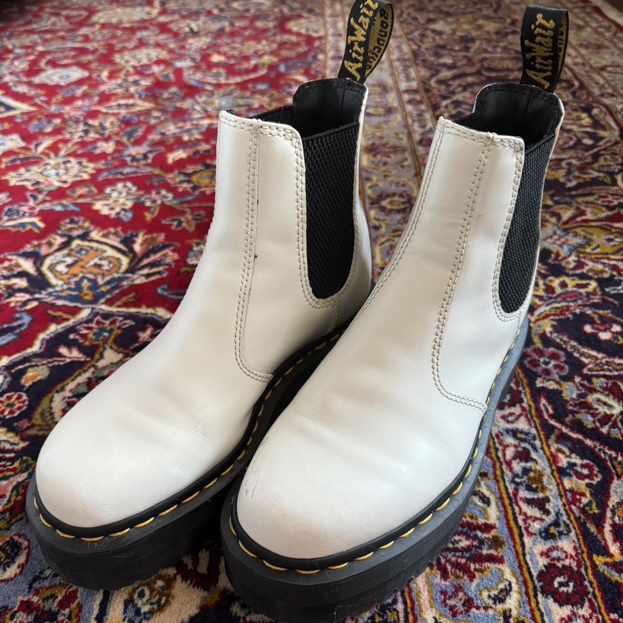 Dr. martens 2976 quad chelsea boot white best sale