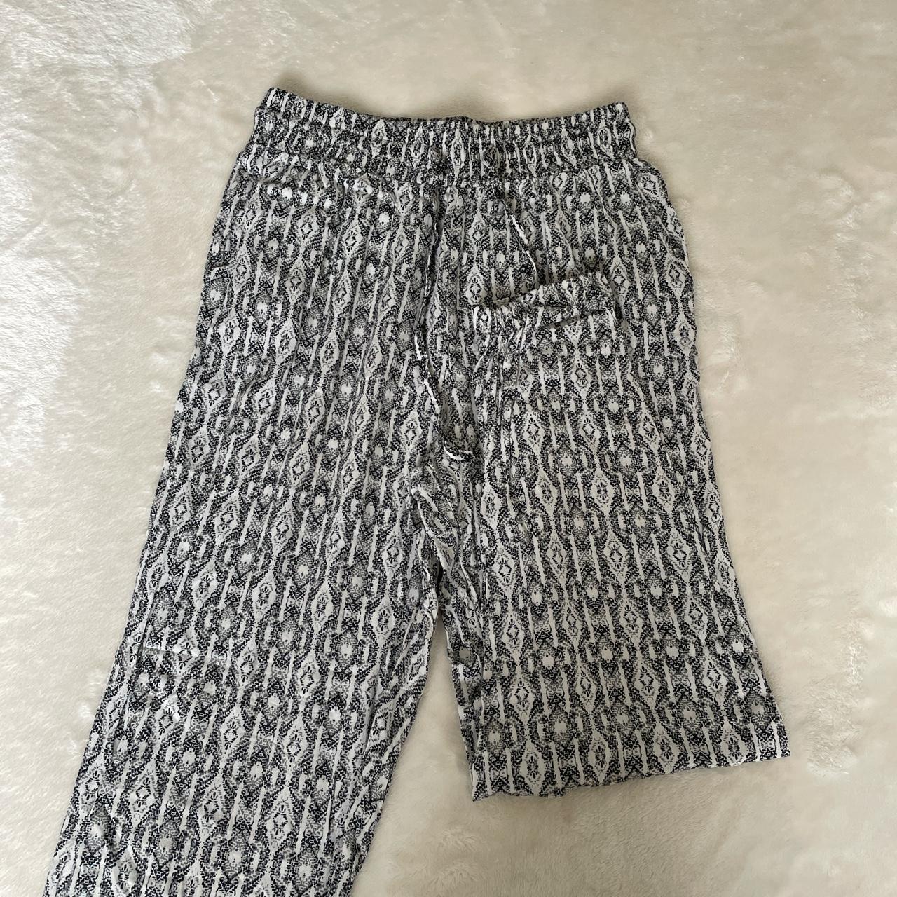 Aeropostale yoga pants looks brand new... Depop