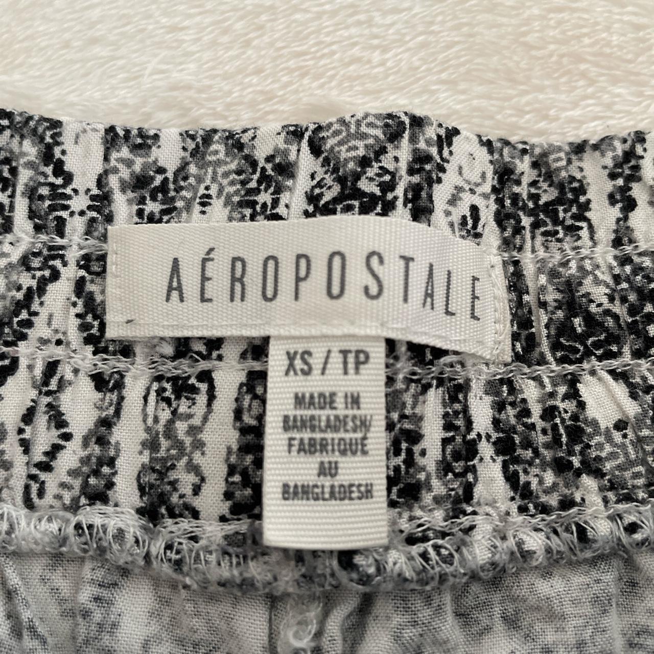 Aeropostale yoga pants looks brand new... Depop