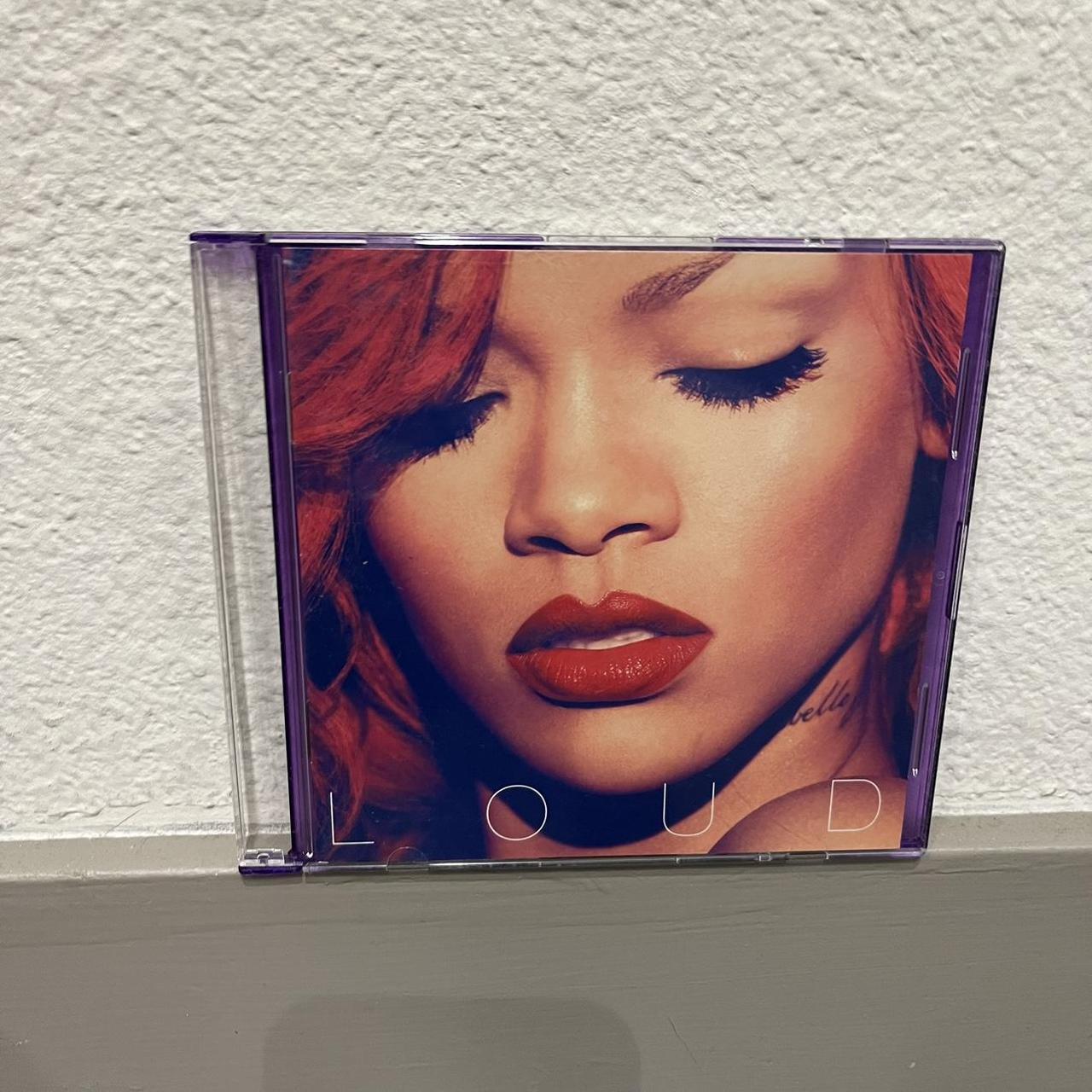 rihanna loud cd not in original case message with... - Depop