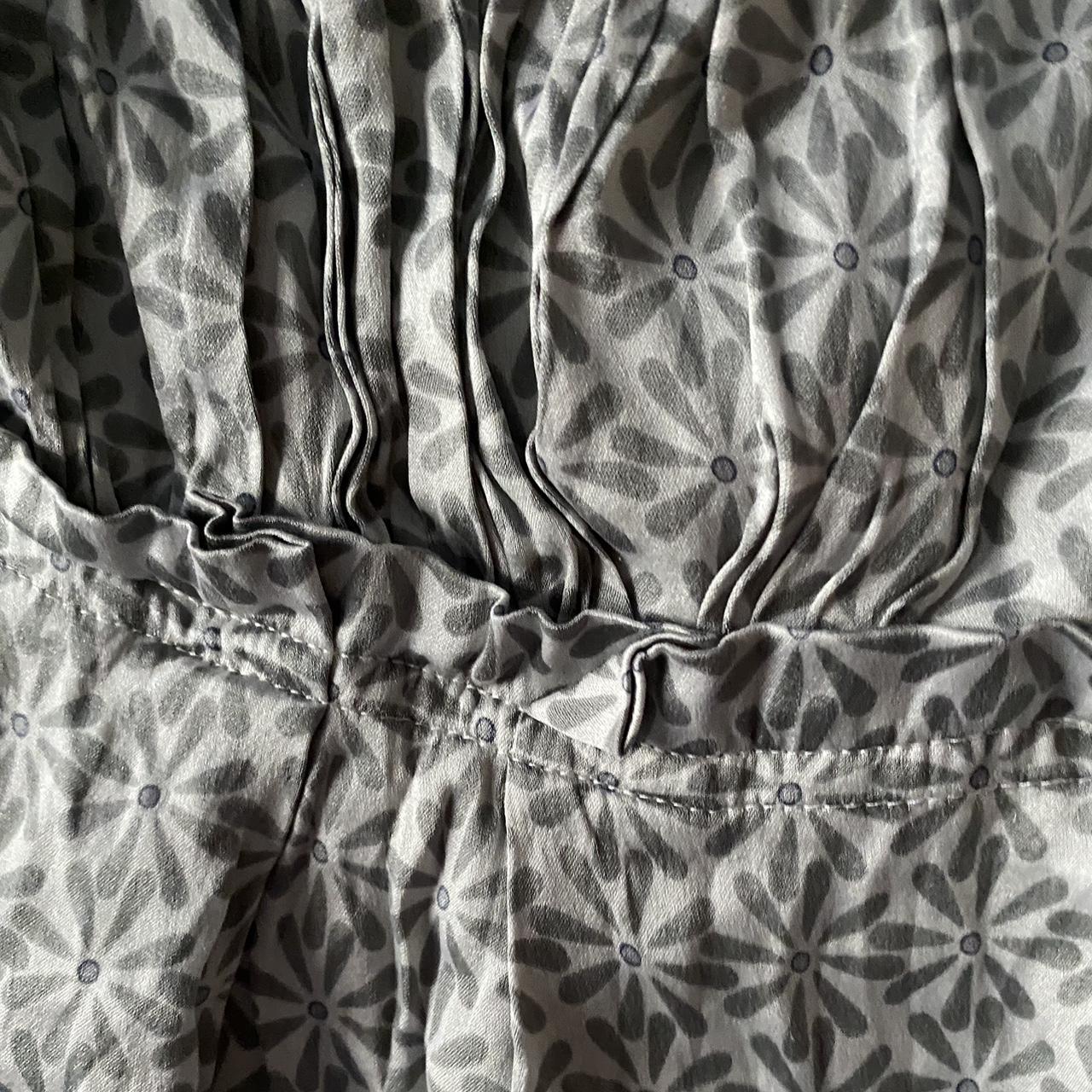 Retro pleated silk patterned blouse 🧸 100% silk - Depop