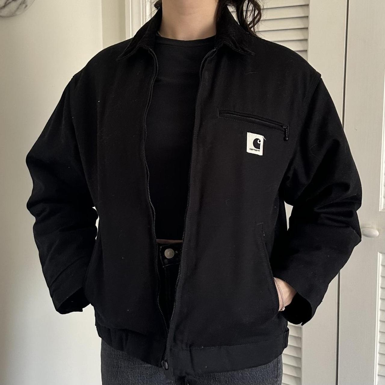 item listed by lisserzzz