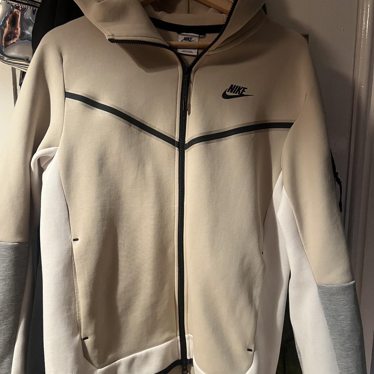 old season grey tech