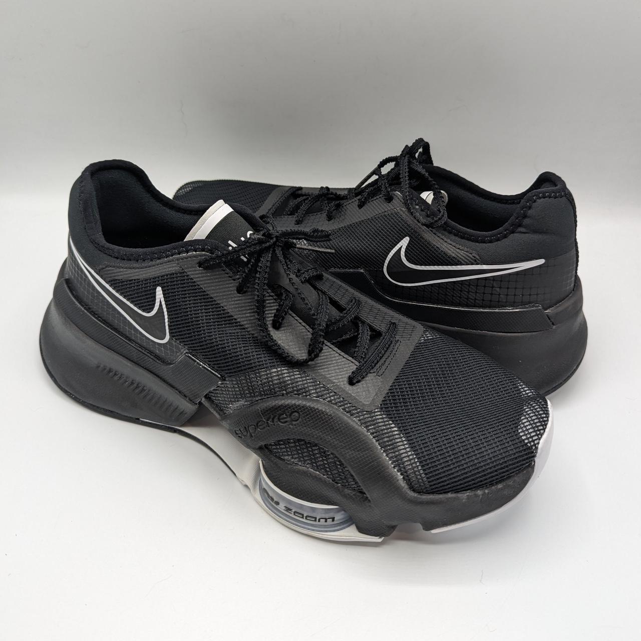 nike valiant trainers womens