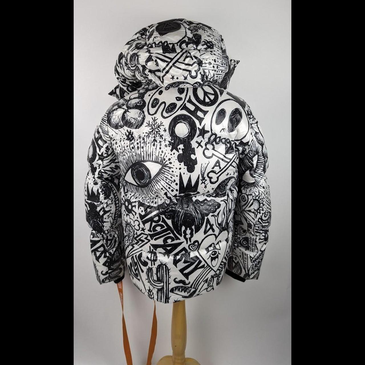 ジャケット・アウター ameri vintage GRAFFITI MILITARY JACKET ARCTIC ARMY Men's Graffiti Print Puffer - Black / | Depop