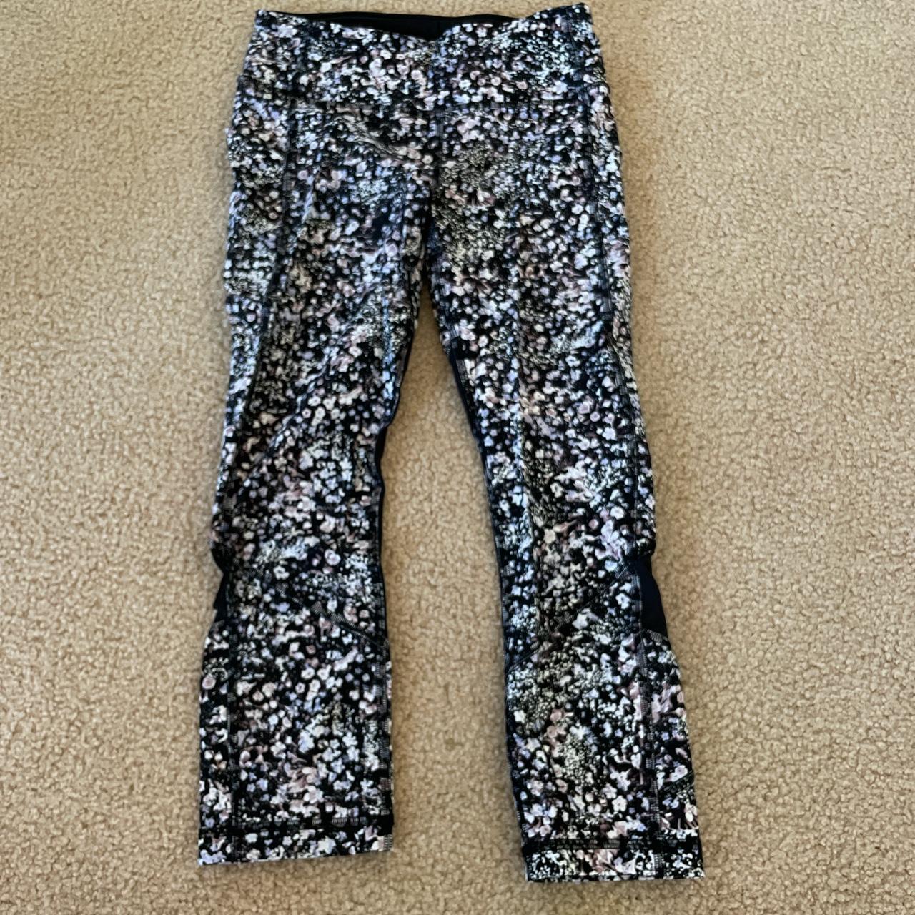 Lululemon 7/8 length leggings Floral Print Size - Depop