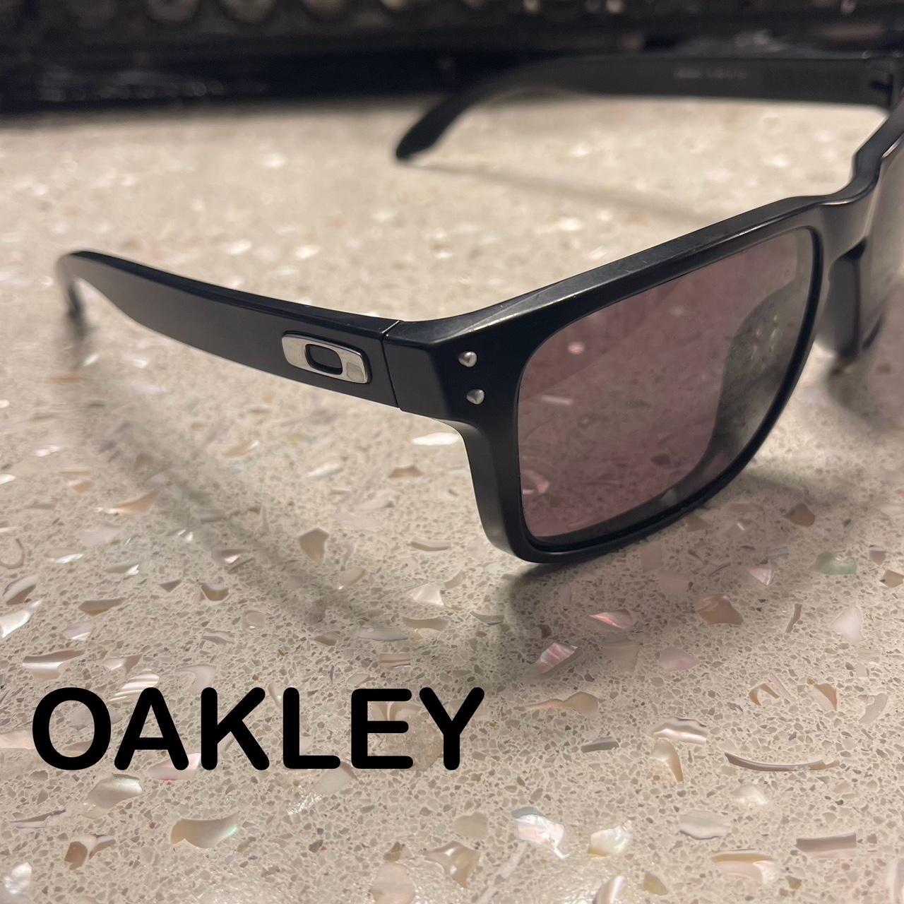 Oakley Holbrook Sunglasses OO9102 01 57 18 137 Black