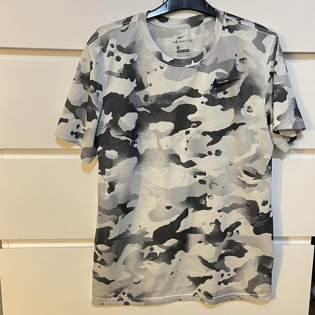 Nike DriFit Camo T-shirt - SIZE SMALL In good... - Depop