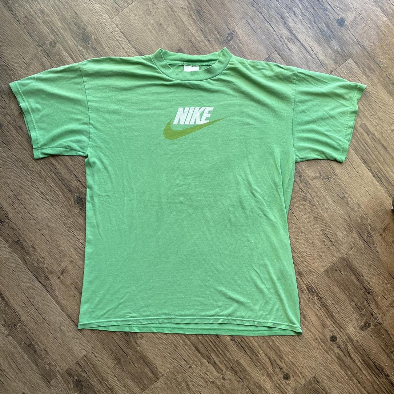 Early 2000's Nike Orioles Tee. Size XL. Shirt is in - Depop