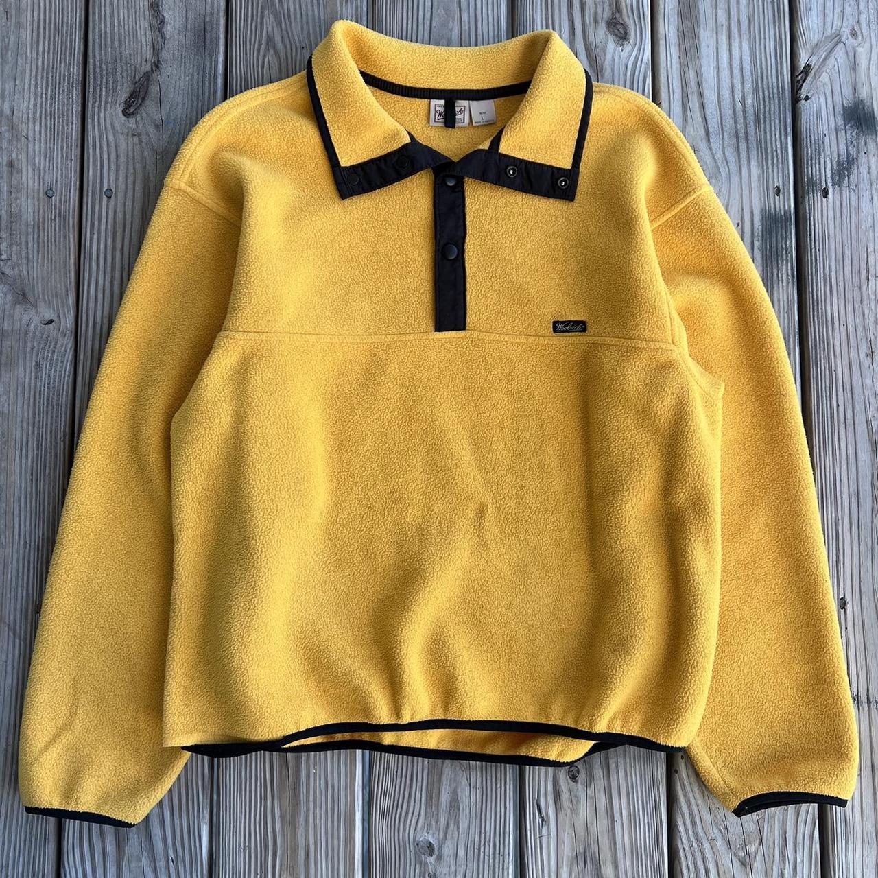 Vintage Woolrich Yellow fleece oversized fit Size... - Depop