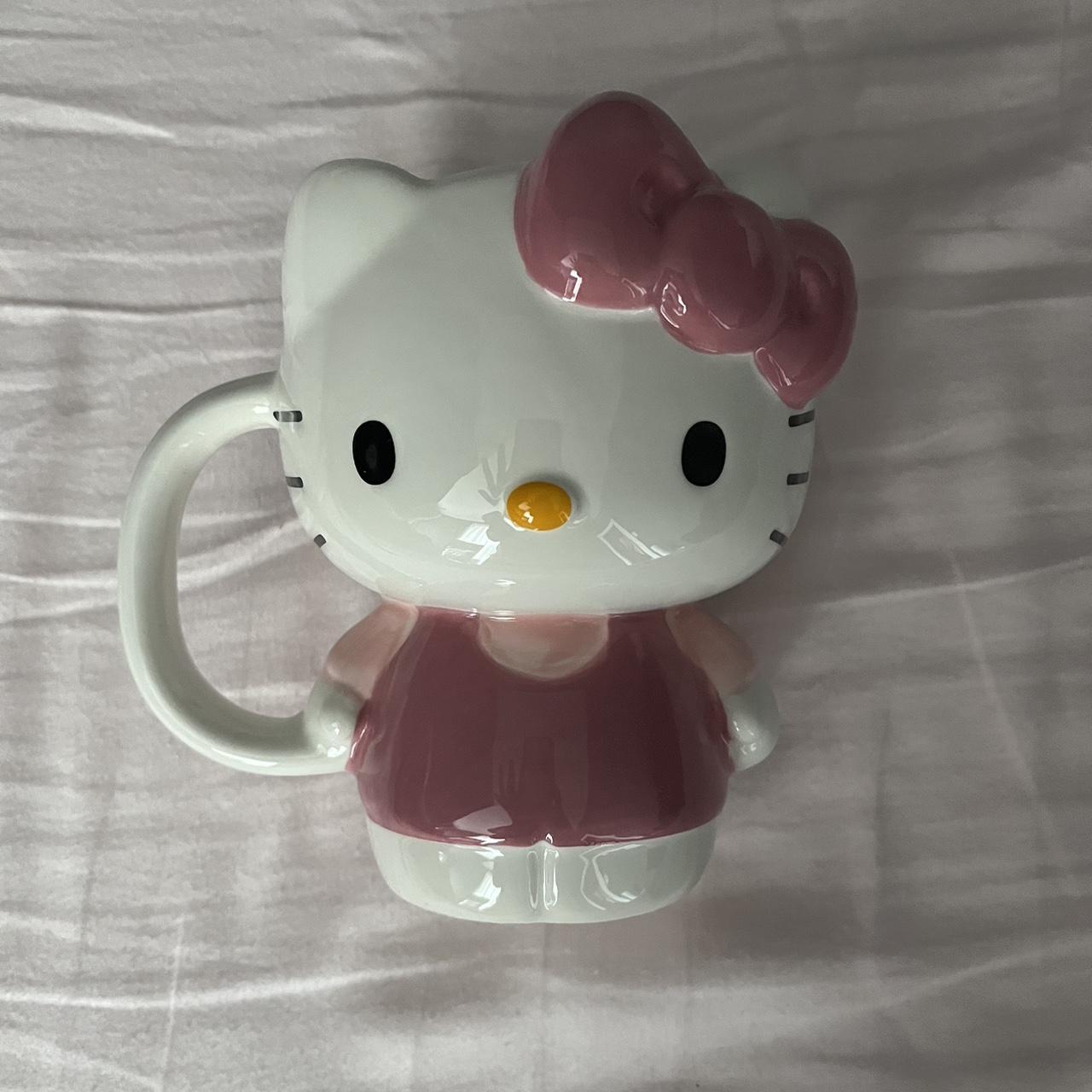 Pink Hello Kitty Mug *send offers!!!* - Depop