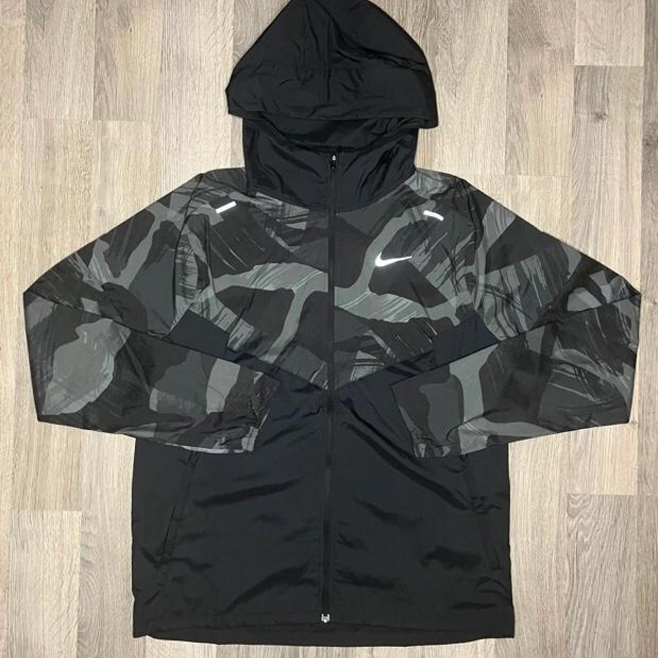 Nike Camo Repel Windrunner Black, Brand new in tags