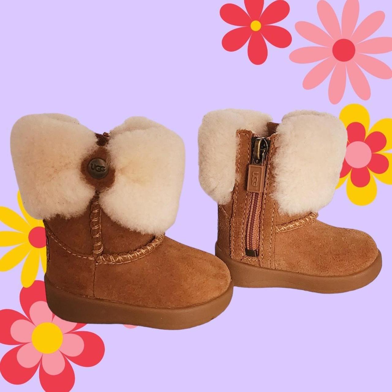 Ugg boots store girls size 1