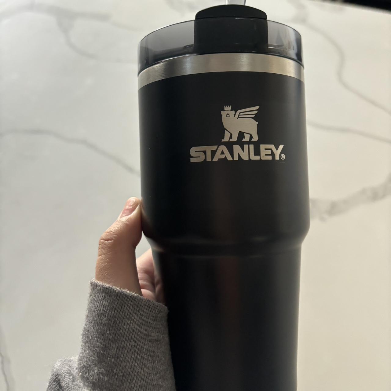 Sellin' a cool 20oz blue Stanley tumbler, keeps - Depop