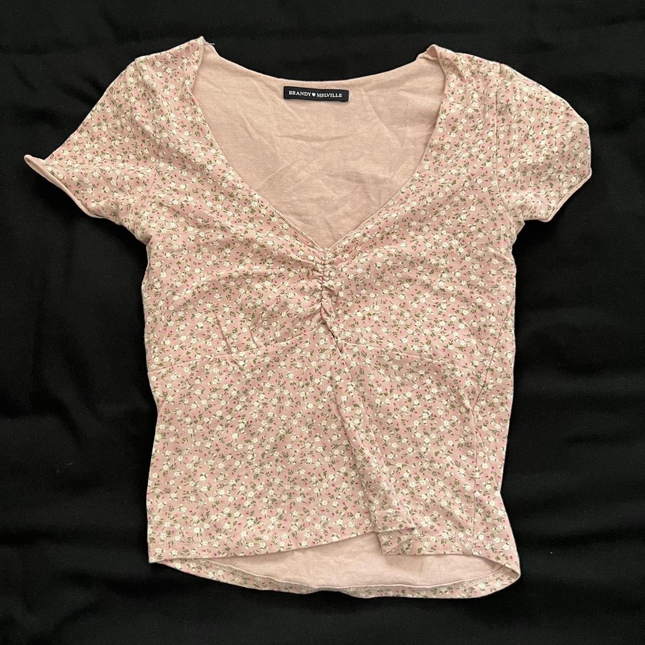 Brandy Melville Women's Pink T-shirt | Depop
