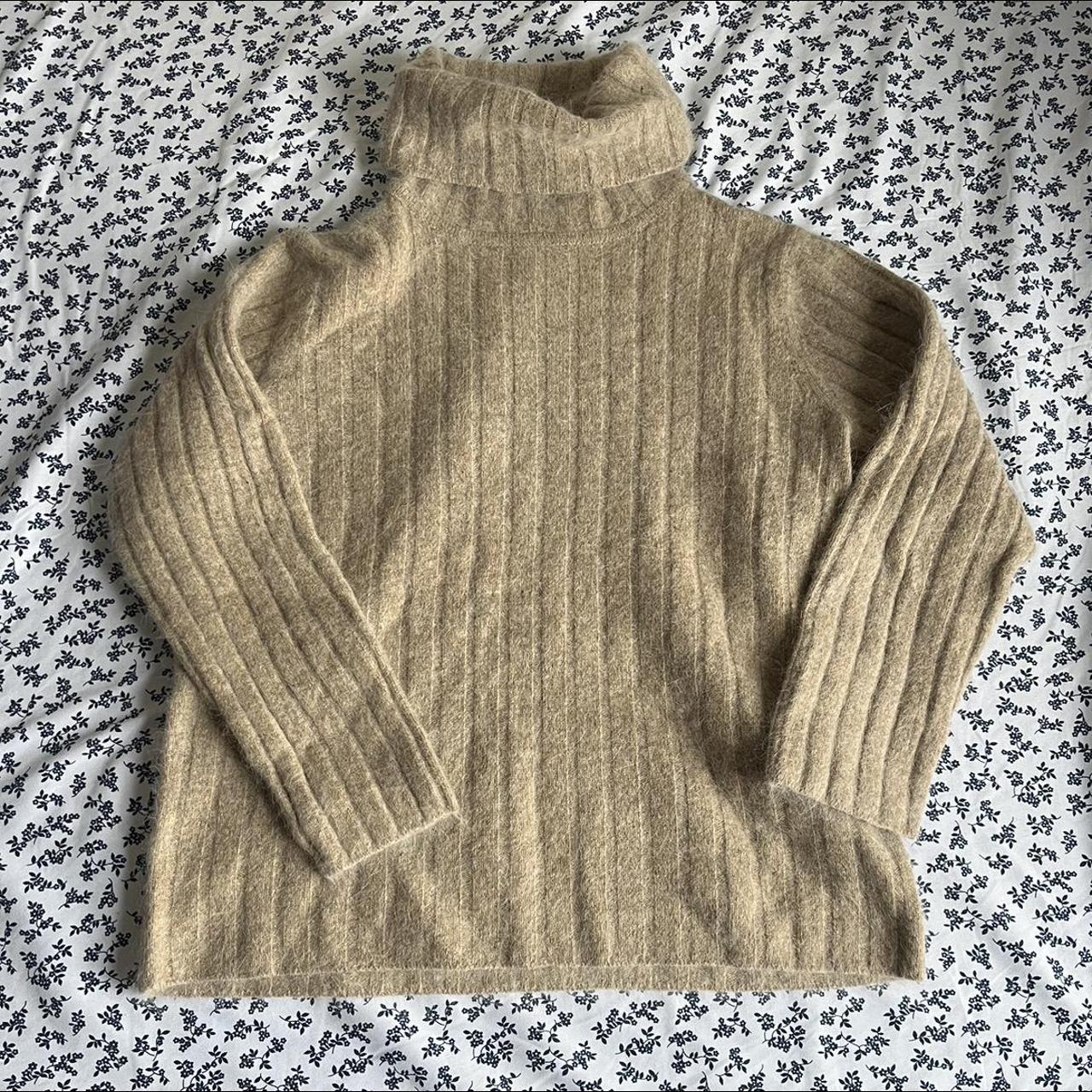 liz claiborne cream/tan turtleneck sweater size L... - Depop