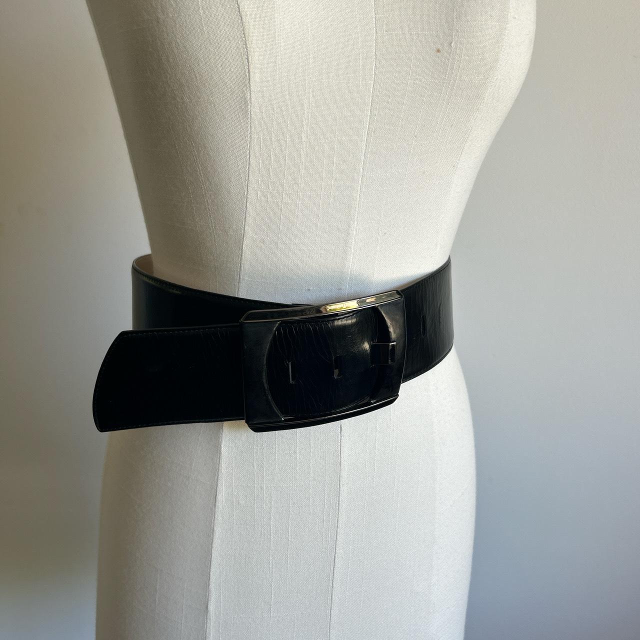 Cue chunky leather belt Size medium No refunds or... Depop