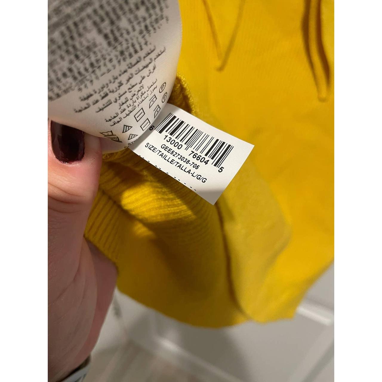 Bcbgmaxazria yellow maize keyhole sleeveless crop