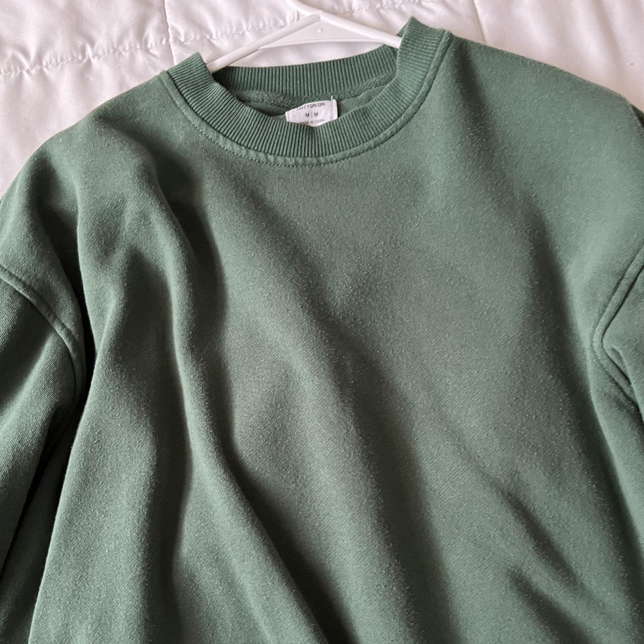 Cotton On Women's Green Sweatshirt (2)