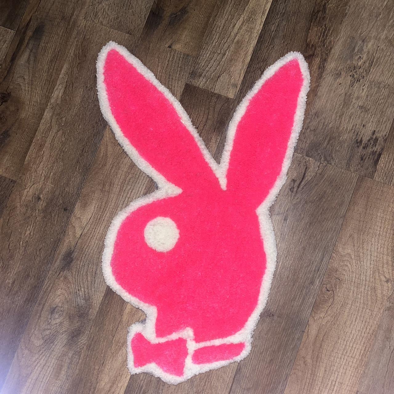 PLAYBOY BUNNY TUFTED RUG 🐰 This tufted rug has been - Depop