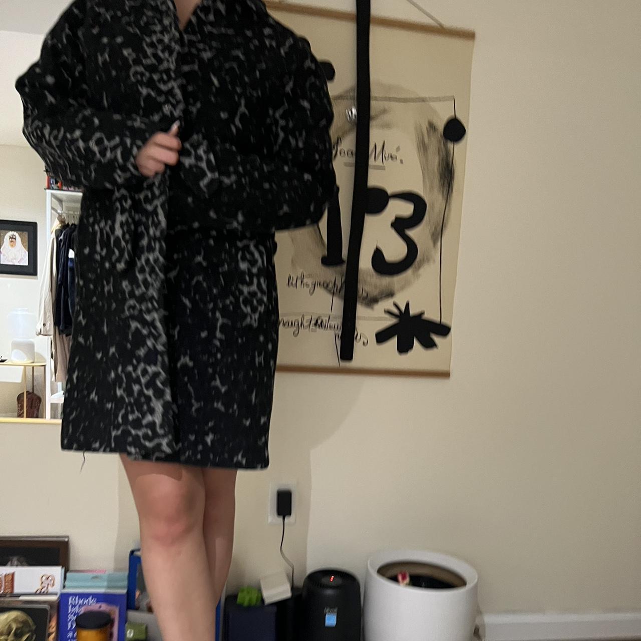 Forever 21 black and grey leopard print trenchcoat w