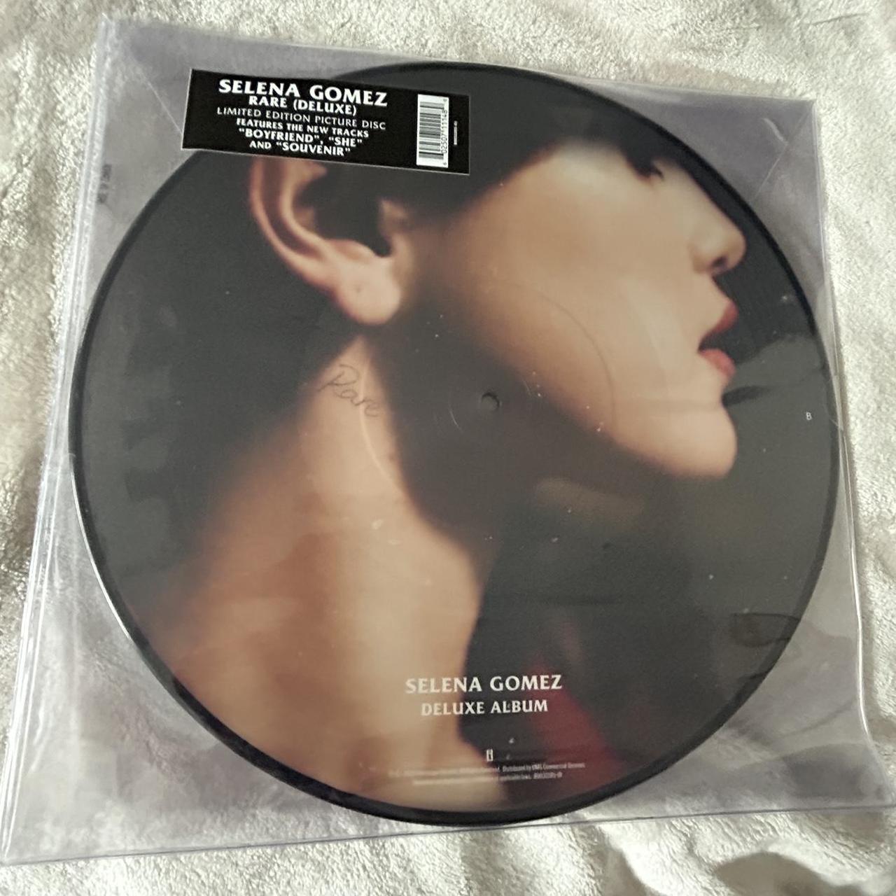 Vinyl hotsell rare selena gomez deluxe edition picture disc