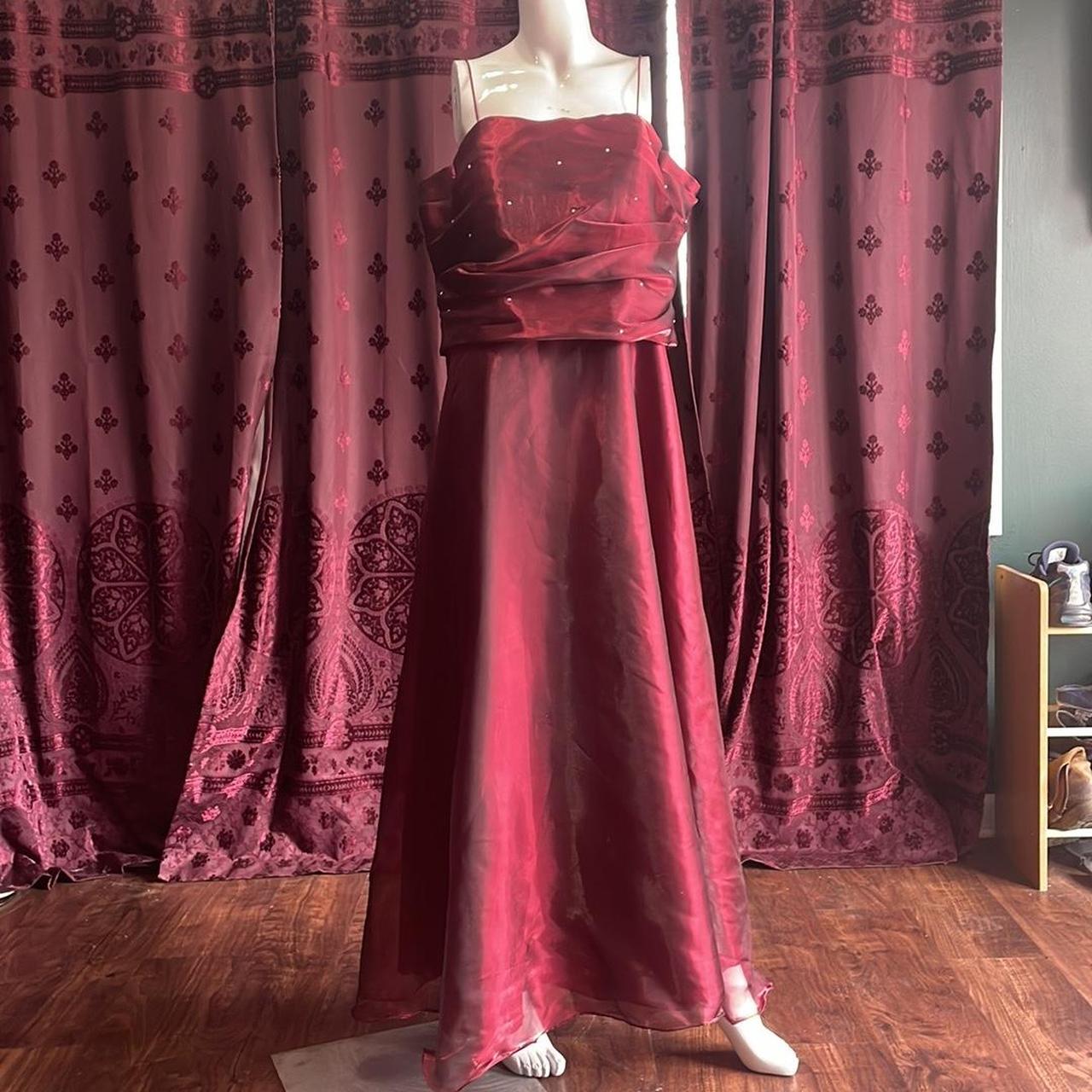 pre owned prom dresses