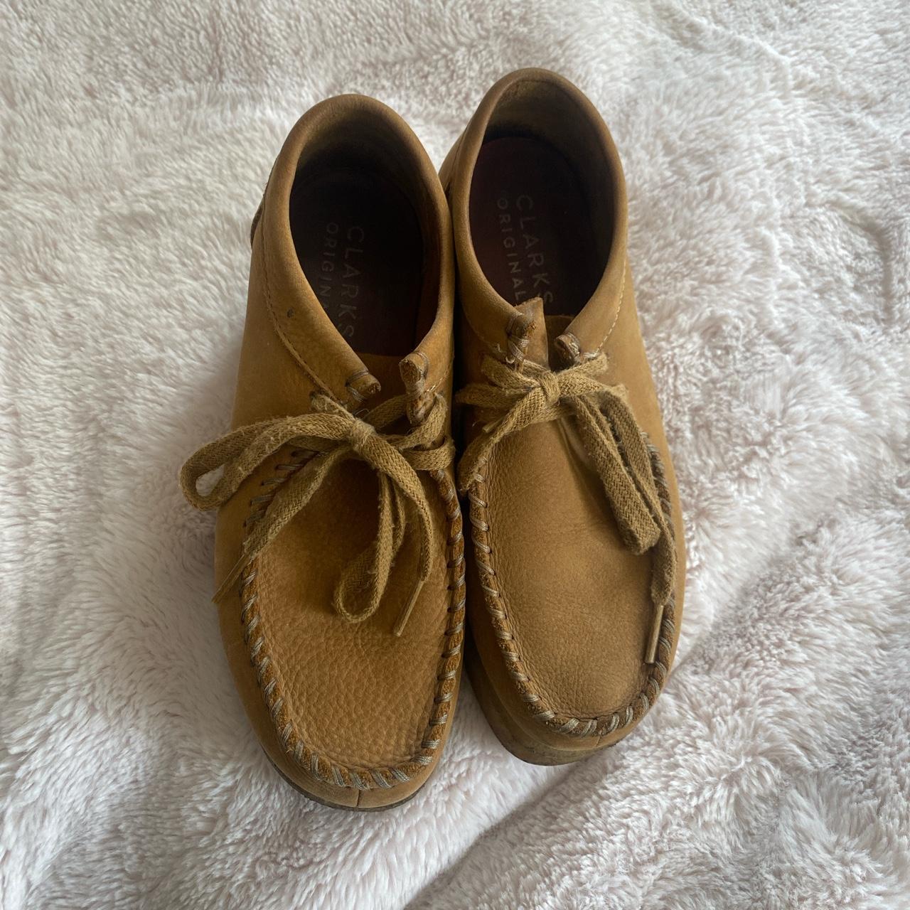 Platform Wallabee Clark’s - Depop