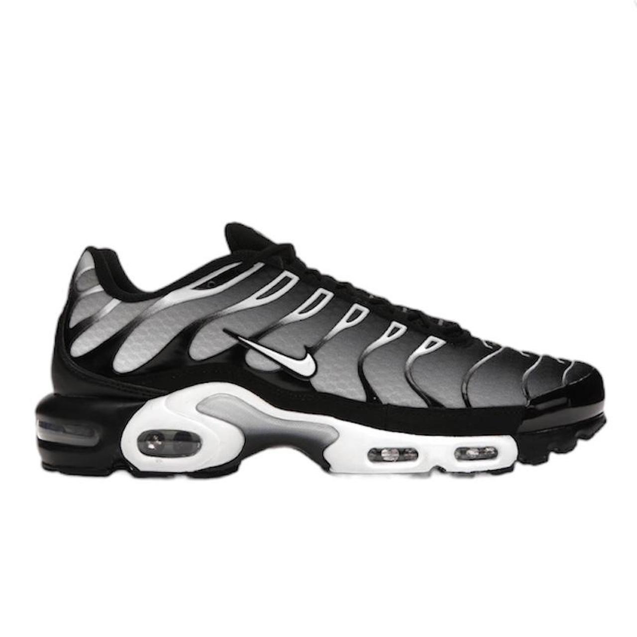 nike air tn black and white
