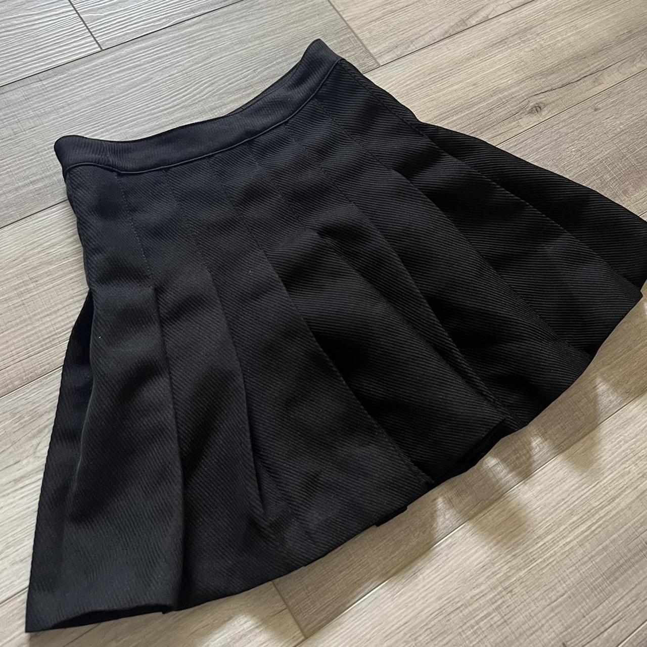 h&m black pleated skirt ⋆.ೃ࿔*:･ •only worn once,... - Depop